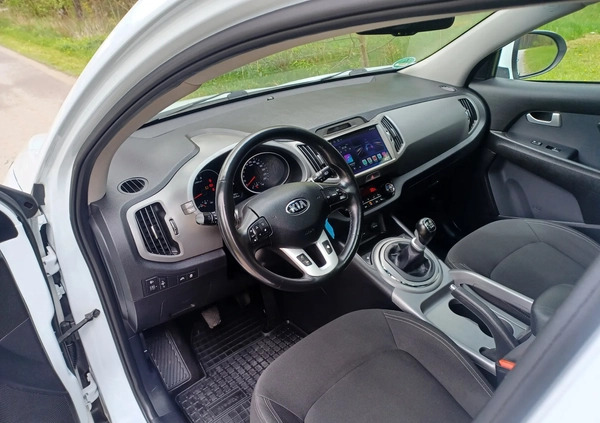 Kia Sportage cena 59900 przebieg: 93000, rok produkcji 2014 z Chęciny małe 466